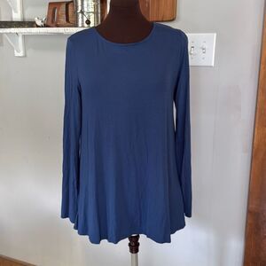 Eileen Fisher long sleeved swing tunic shirt size small women’s blue lagenlook m